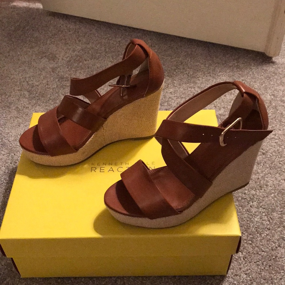 Kenneth Cole wedges